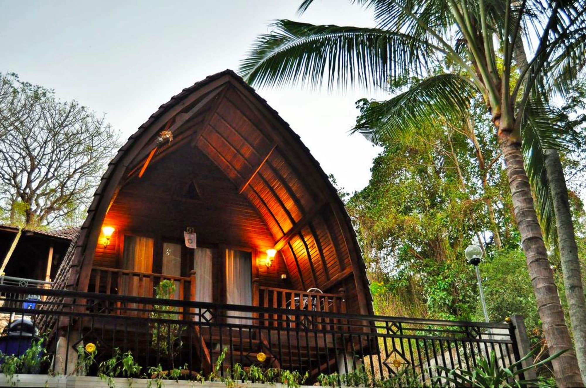 Coconut Hill Cottage Batununggul Exteriér fotografie